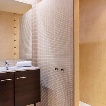 Monkeys Apartments La Campana Suites Seville Exterior photo